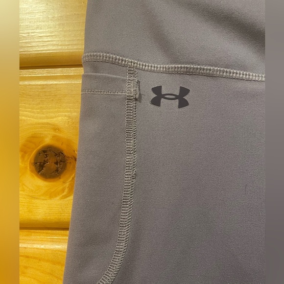 Under Armour Gray Leggings Size Medium - Picture 3 of 5